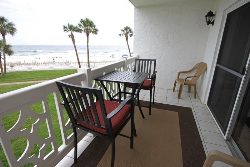 Villa El Matador 427 - Gulf Front With Views Of The Gulf And Pool - Includes Seasonal Beach Service! à Fort Walton Beach Extérieur photo